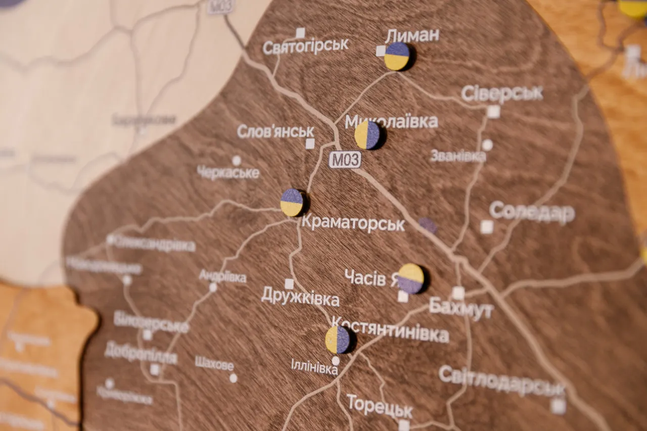 На станції метро «Золоті ворота» презентували інтерактивну «Мапу Мрій: Україна»