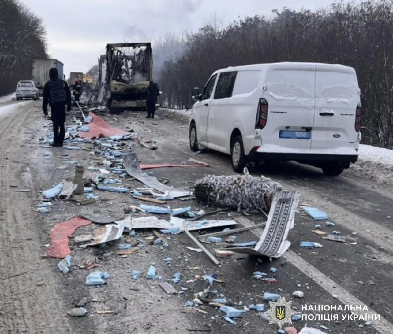 На Кіровоградщині автопоїзд зіткнувся з пасажирським автобусом, є загиблі