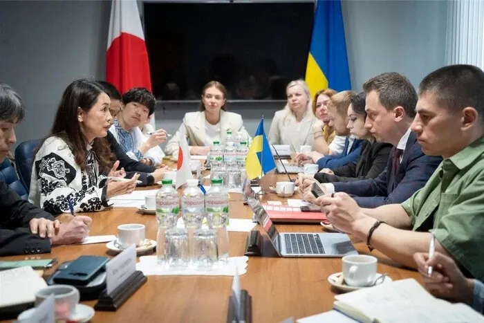 Украина и Япония запускают совместный инвестиционный фонд и хаб в Осаке
