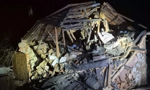 Окупанти вночі обстріляли Херсон з артилерії, є поранені