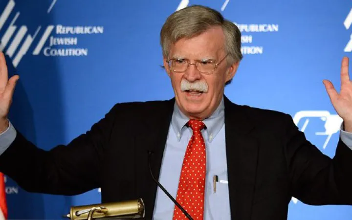 Болтон розкритикував США за слабку підтримку України