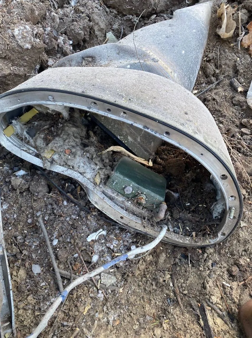 рф атакує Україну балістичними ракетами відразу з конвеєра