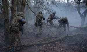 Російські окупанти намагаються перехопити ініціативу на фронті — NYT