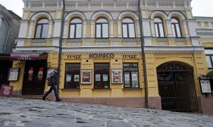 Том Круз встановив новий рекорд Гіннеса, стрибнувши з палаючим парашутом 16 разів