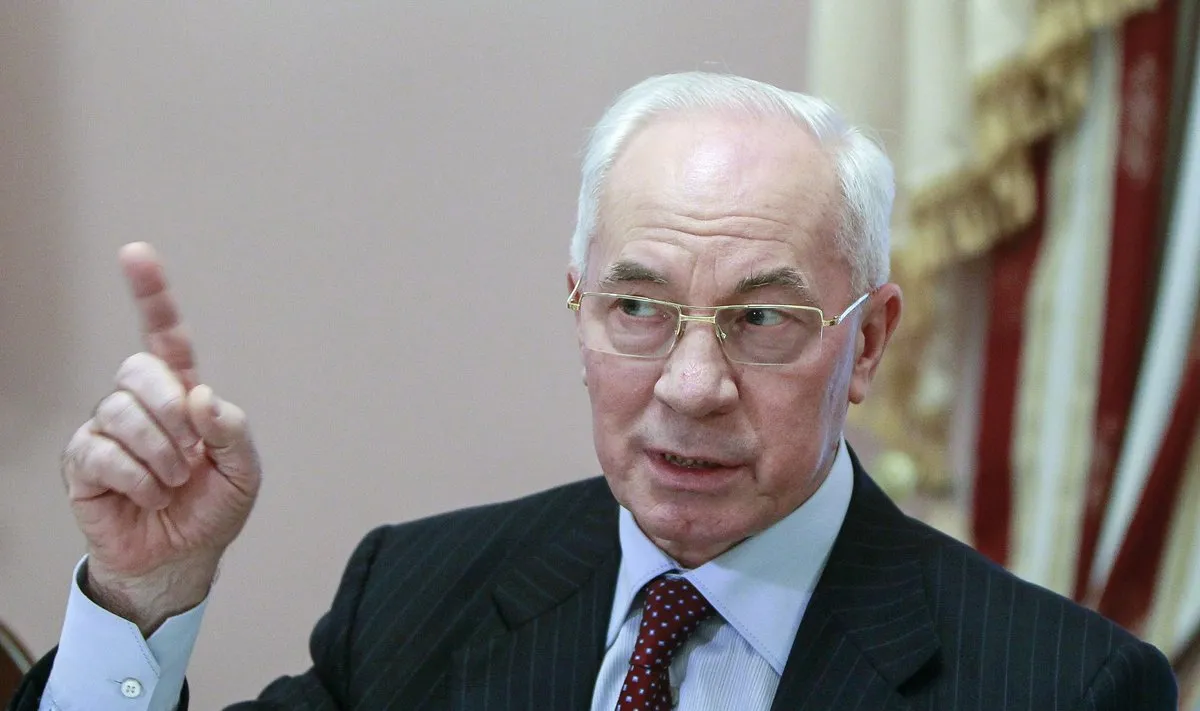 Суд оголосив вирок експрем'єру Азарову