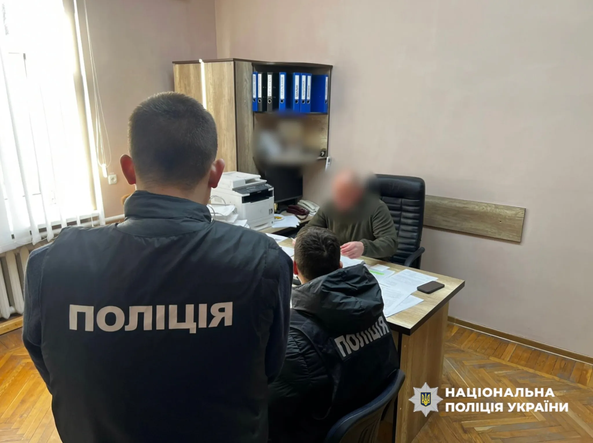 Поліція викрила схему з дорогими дровами для армії