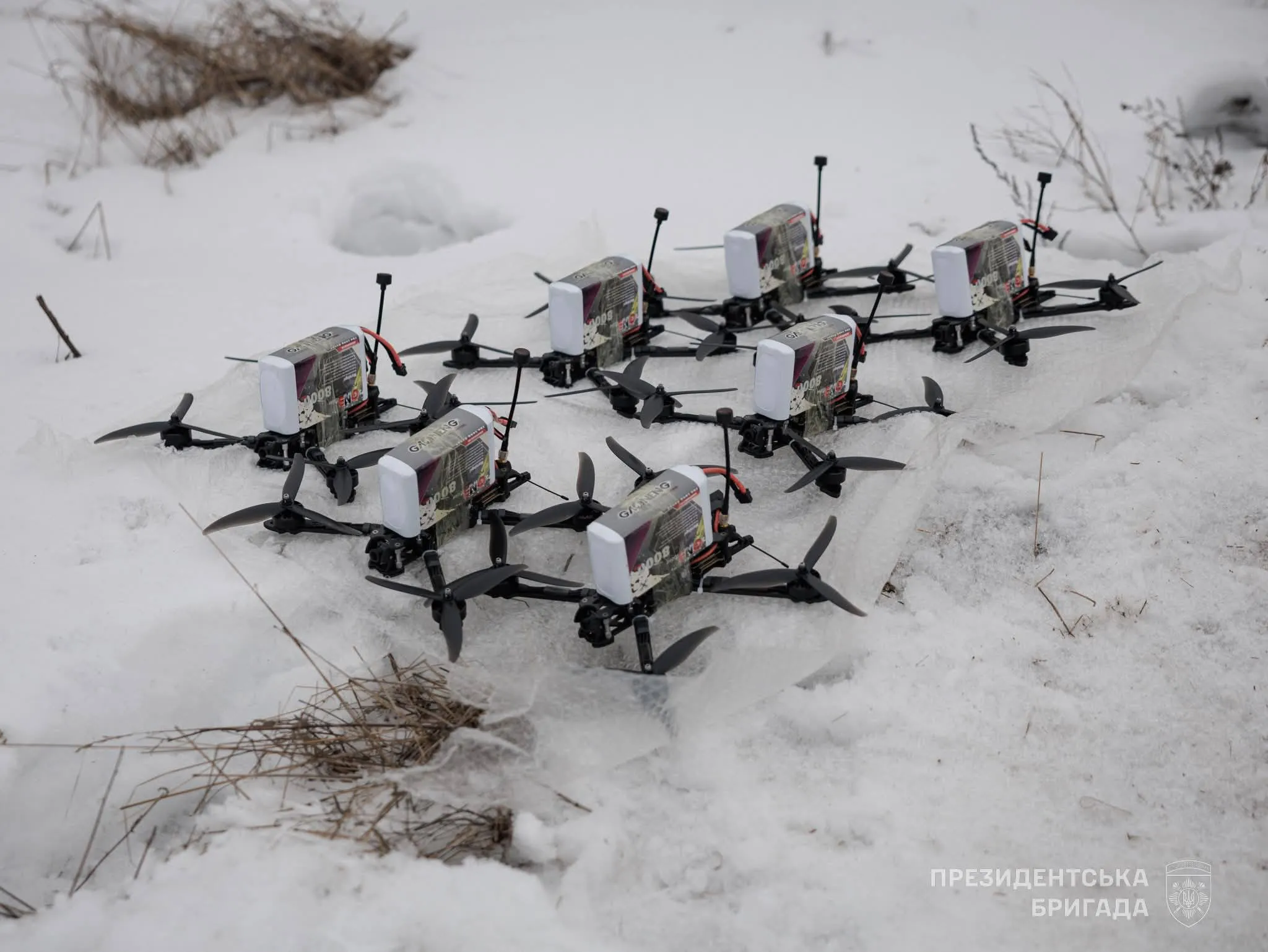 Росіяни повідомили про збиття лише у Ленінградській області понад 60 безпілотників