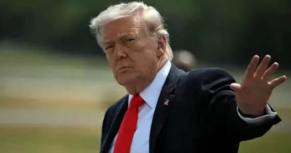 Трамп впервые за почти десять лет прибыл в Китай