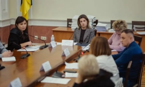 На лівому березі ремонтуватимуть трамвайні колії