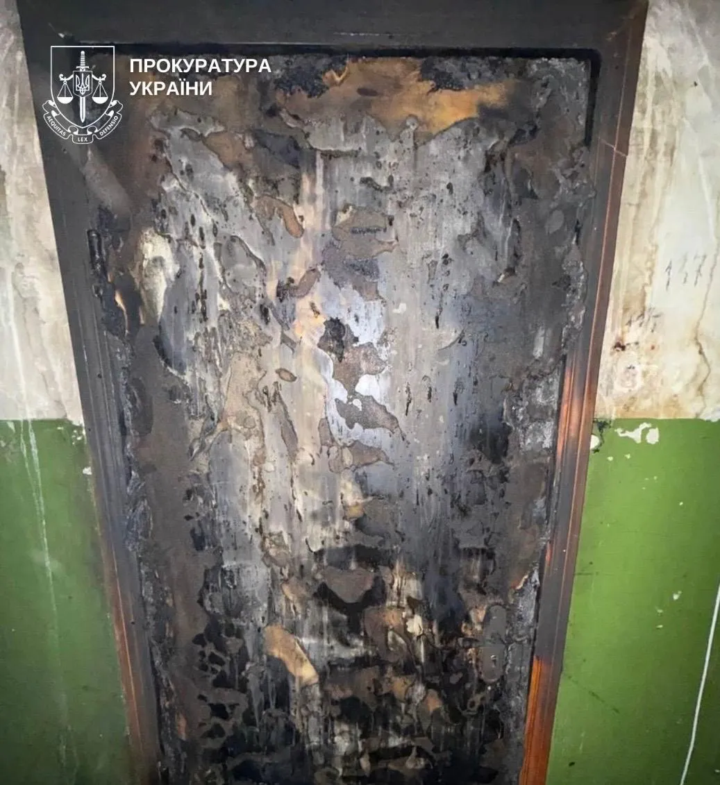 На Оболоні затримали жінку за підпали дверей знайомих