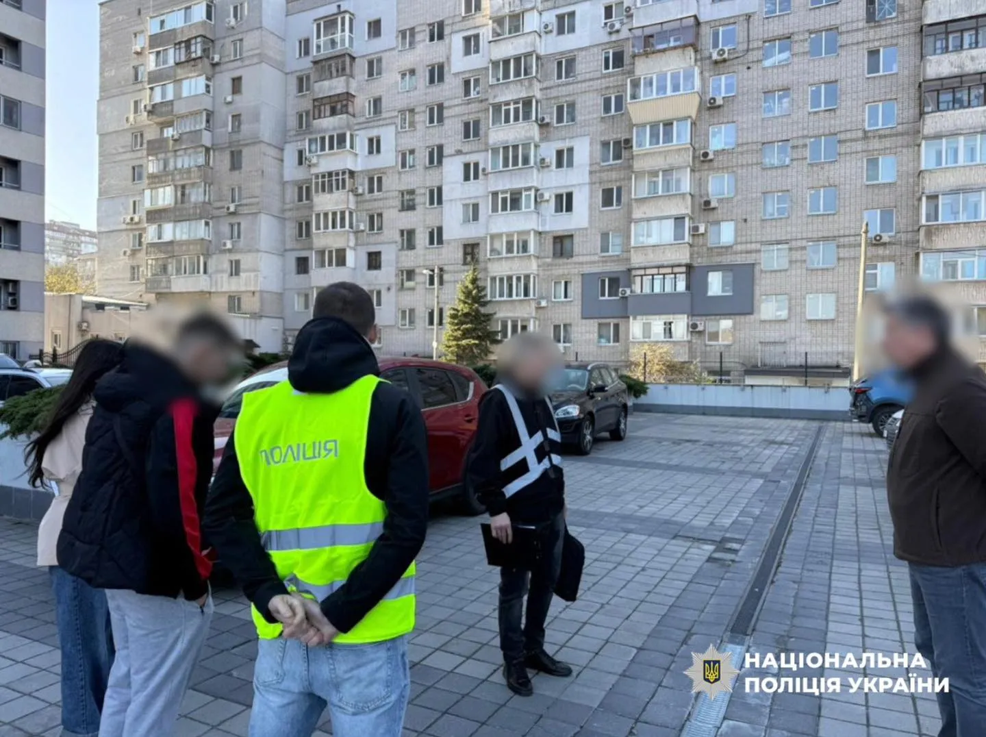 Нацполіція викрила схему виїзду за кордон під виглядом гастролів вигаданого гурту