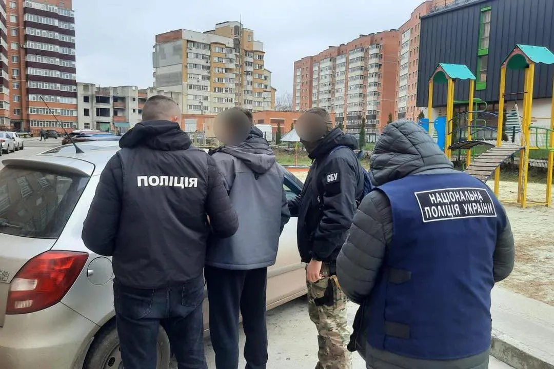 Шахраї ошукали жителів Сумщини на 1,6 млн грн під виглядом банкірів