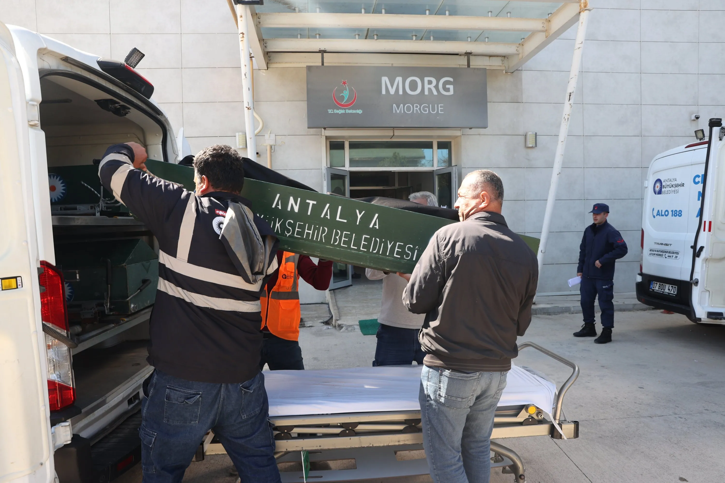 Катер берегової охорони Туреччини зіткнувся з човном мігрантів: є загиблі