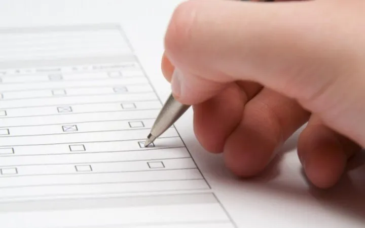 Більшість росіян хочуть припинення війни та мирної угоди з Україною, — опитування