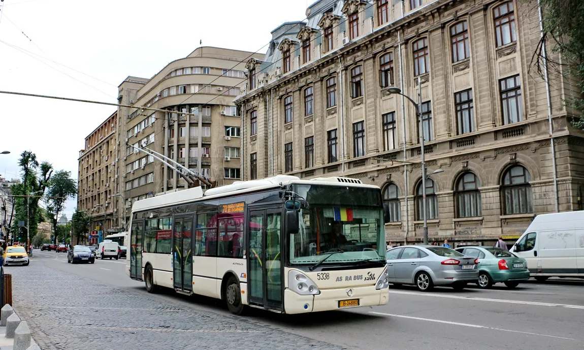 Проїзд у транспорті Бухареста може подорожчати на 40% — Digi24