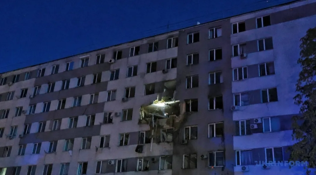 Росіяни тричі вдарили по одному і тому ж будинку в Одесі