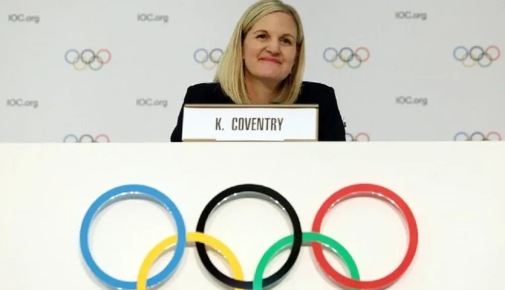 МОК дозволив участь російських юнацьких спортсменів із національним прапором