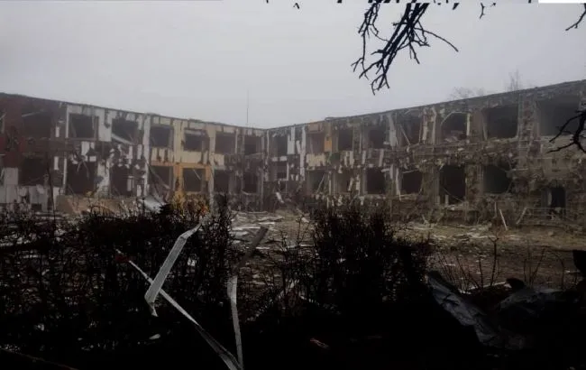 Межівський ліцей №1 на Дніпропетровщині зруйнований авіаударом