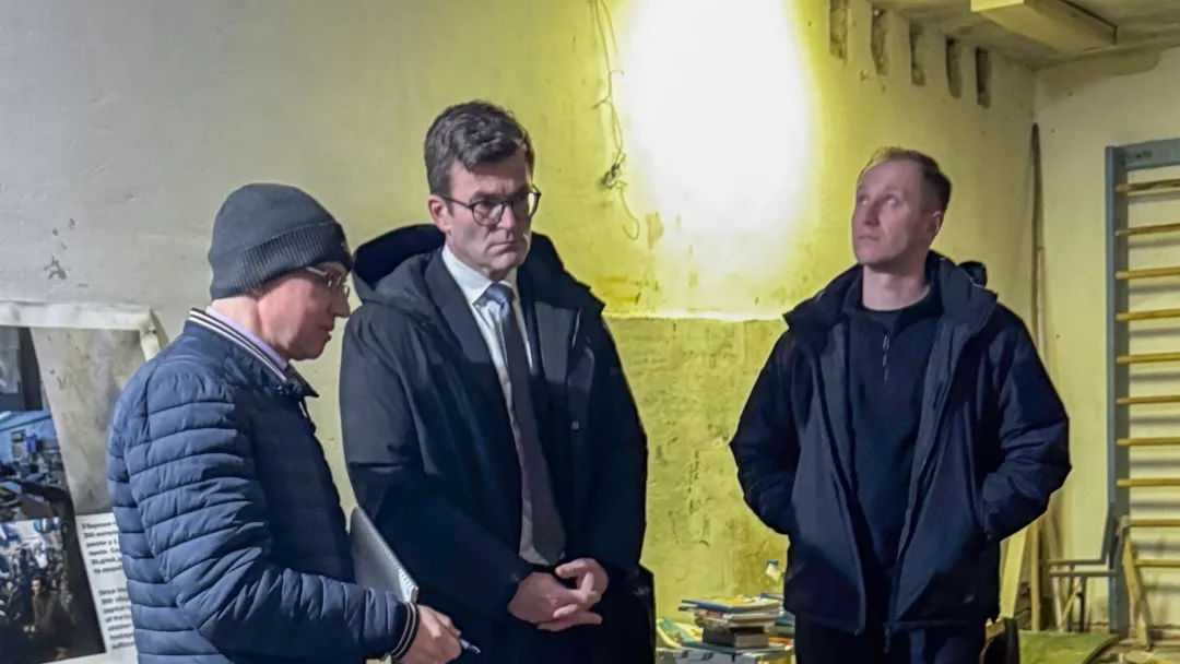 Посол Германии посетил Ягодное и почтил память жертв российской оккупации