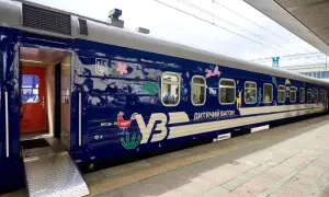 Укрзалізниця запустила дитячі вагони з казковою концепцією