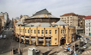 Київський зоопарк випустив на волю зубра