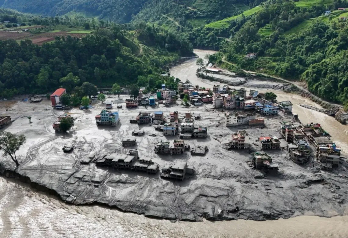 ЄС виділив 2 млн євро Непалу після руйнівних повеней