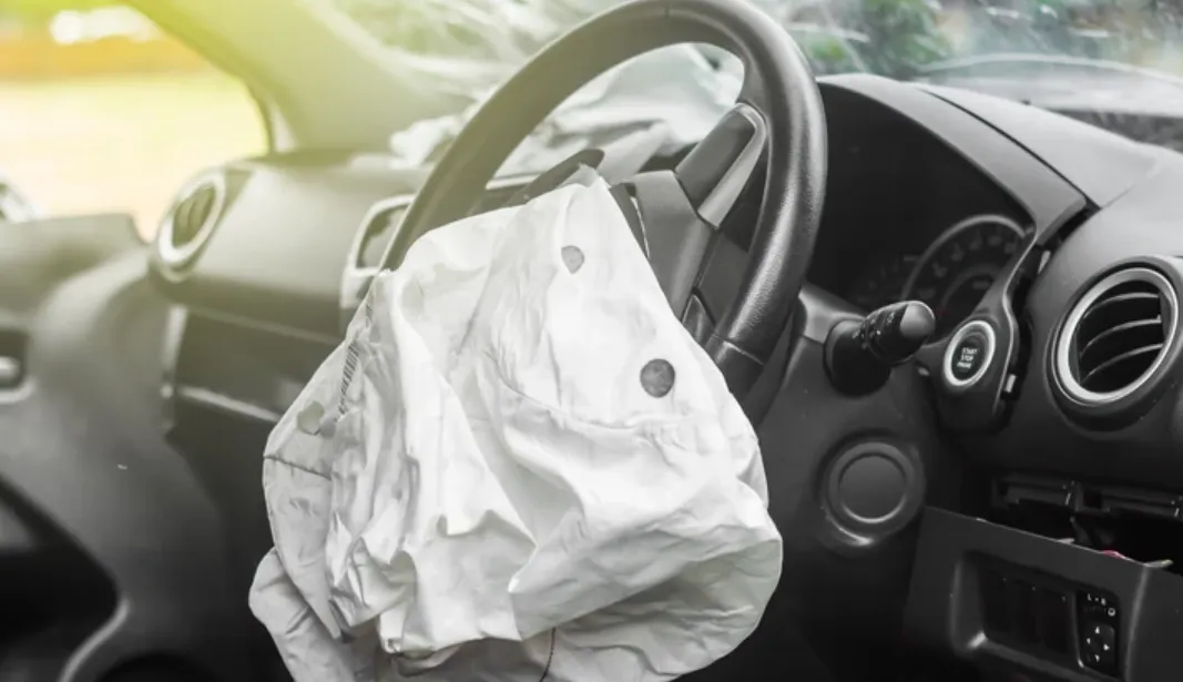 США затвердили жіночий манекен для краш-тестів автомобілів