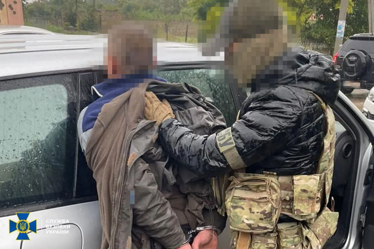 Правоохоронці затримали 9 осіб за нелегальний продаж «трофейної» зброї Правоохоронці затримали 9 осіб за нелегальний продаж «трофейної» зброї