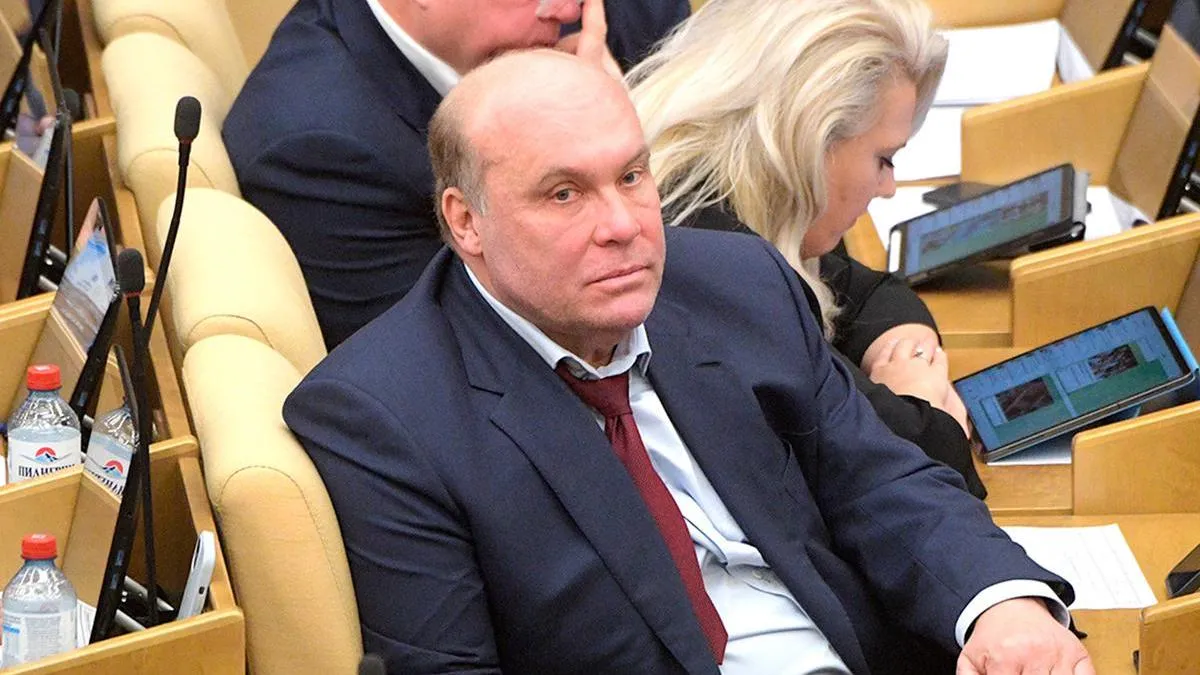 В Госдуме РФ пригрозили Зеленскому ответными ударами в случае атак на парад 9 мая