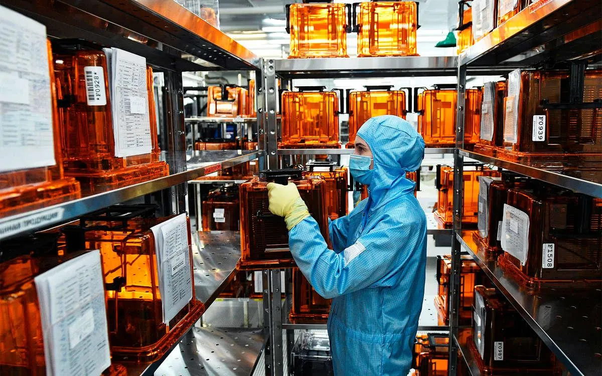 Найбільший виробник чипів у рф закуповує ліцензії в Китаї