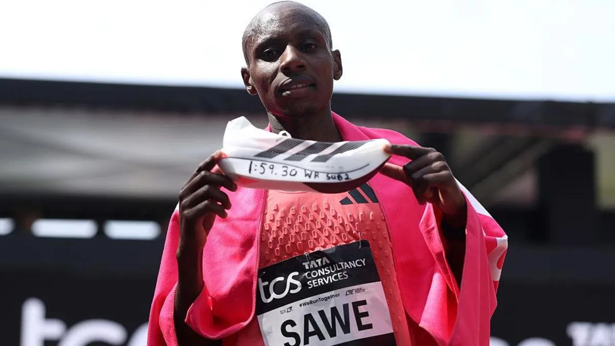 Новий світовий рекорд: Саве першим офіційно пробіг марафон швидше ніж за 2 години