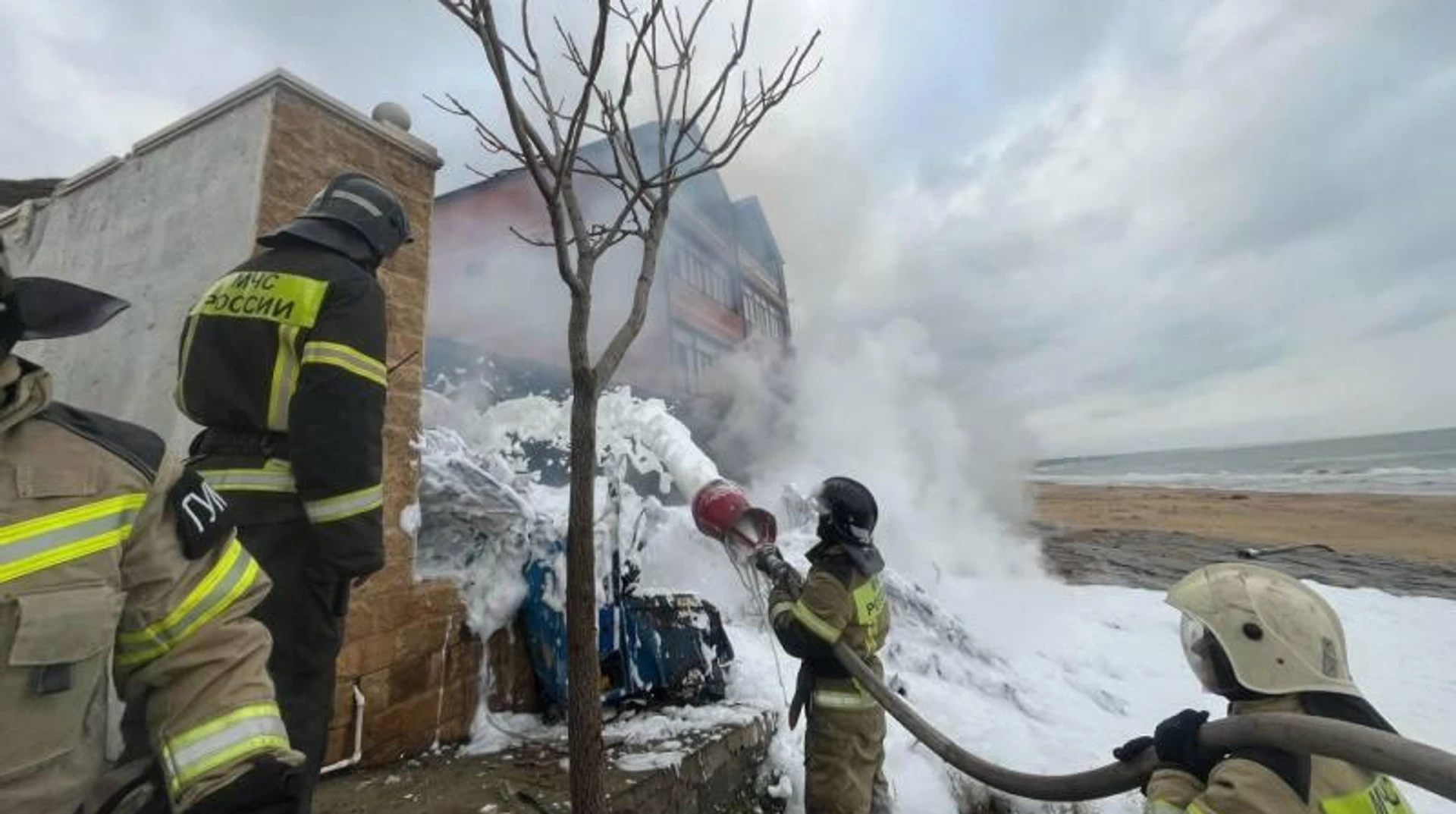 На борту вертольота, що розбився в рф, були працівники військового заводу