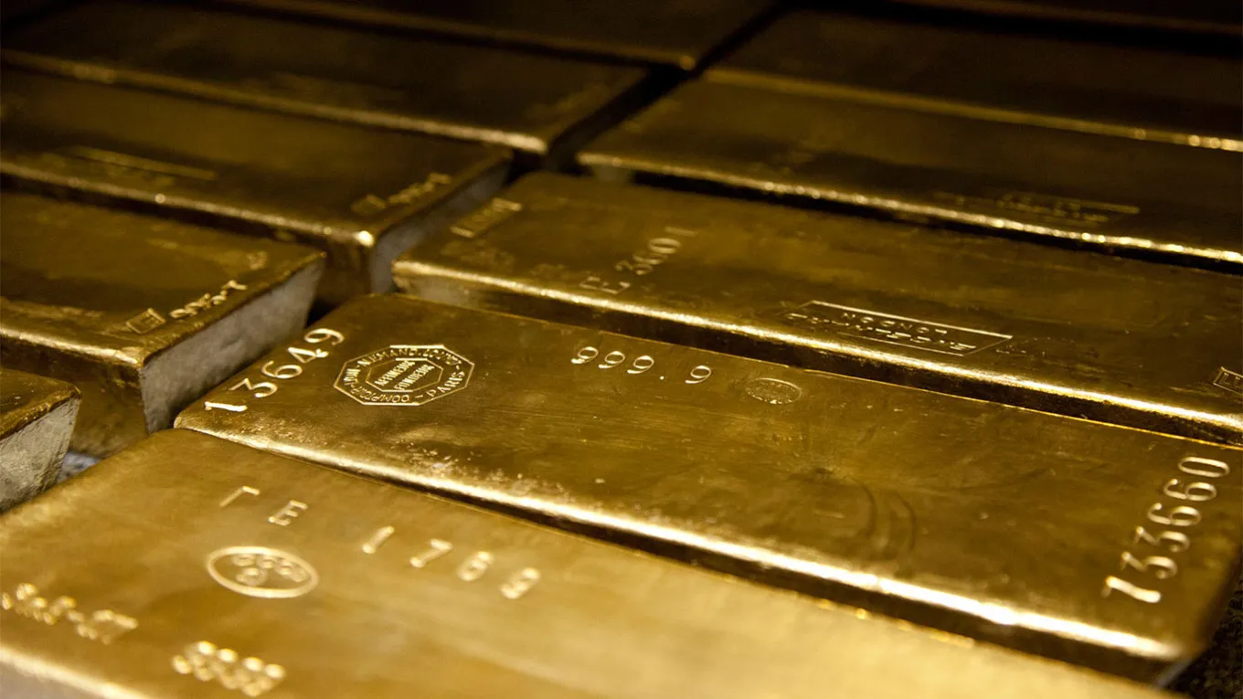 Russia shipped a record 100 metric tons of gold to China — FT