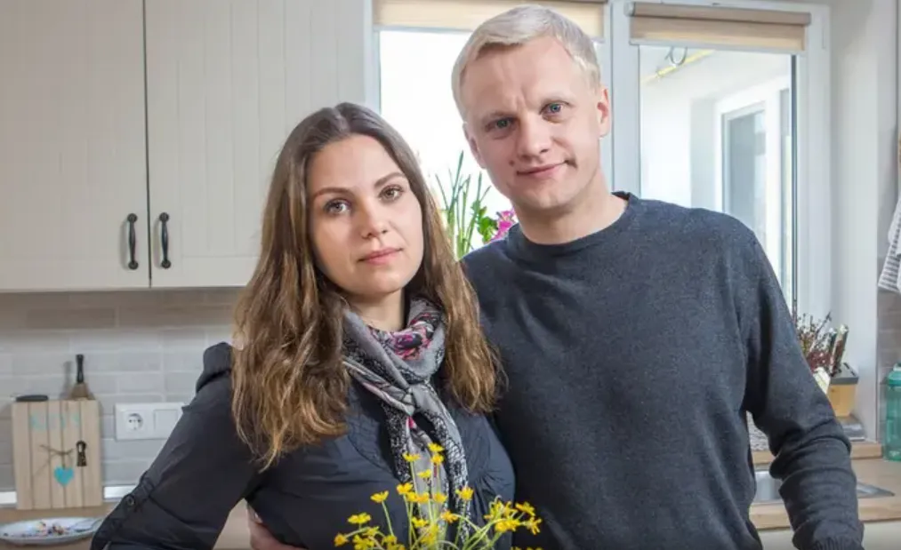 Дружина Шабуніна пояснила історію з інтимними фото та стала на захист чоловіка