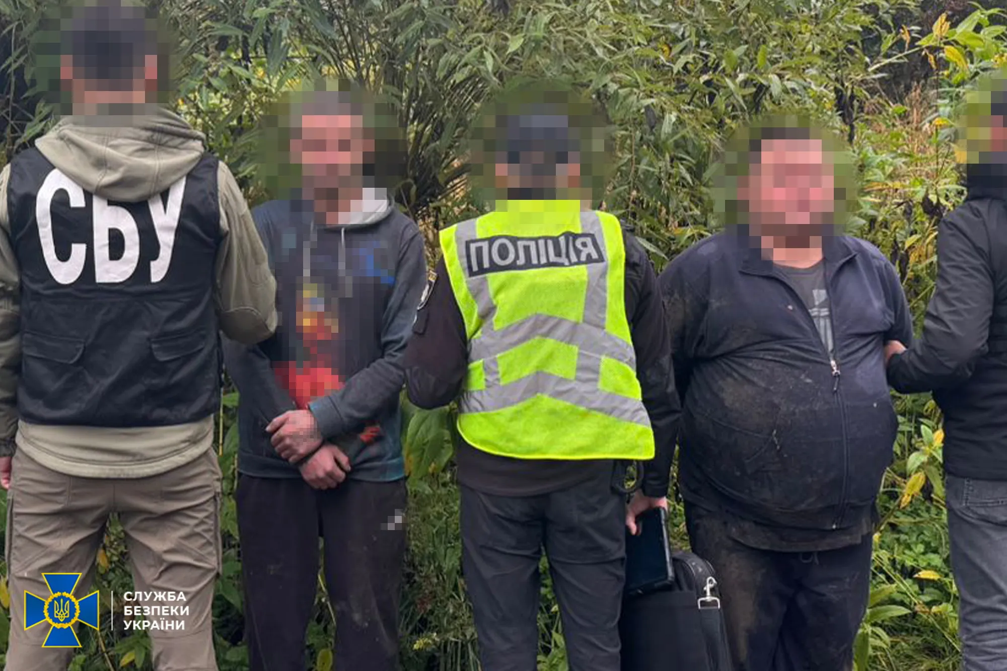 СБУ та Нацполіція викрили 20 організаторів схем ухилення від мобілізації по всій Україні СБУ та Нацполіція викрили 20 організаторів схем ухилення від мобілізації по всій Україні