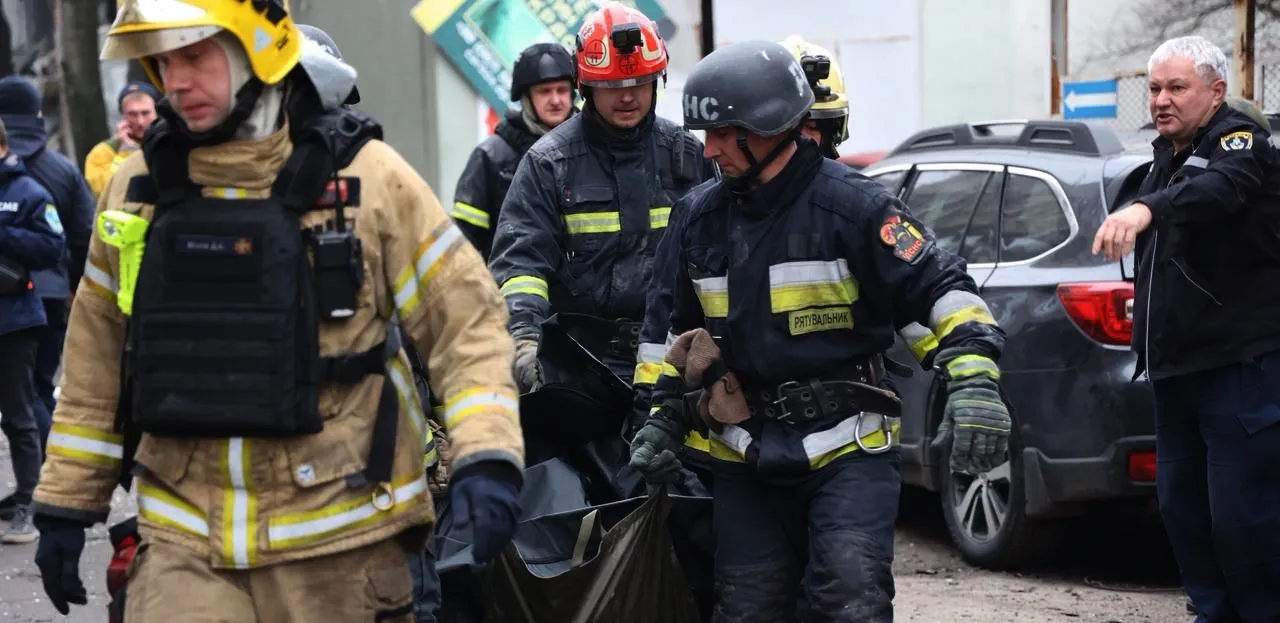 Ракетний удар по Дніпру: 4 загиблих, 40 поранених