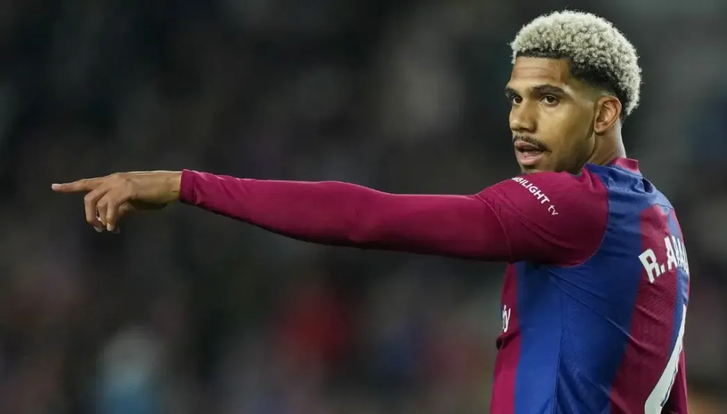 Флік виключив Араухо зі своїх планів у Барселоні