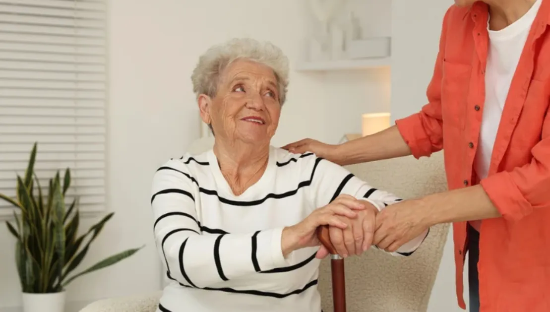 Оклади соцпрацівників зростуть у 2,5 раза з 2026 року