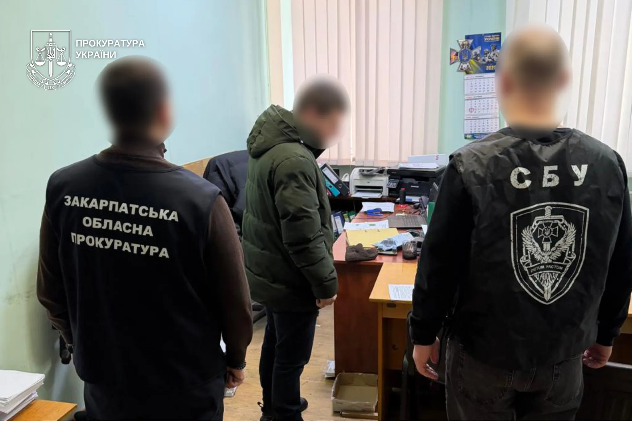 Екснардеп отримав фіктивне бронювання та виїхав за кордон