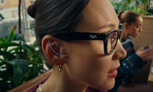 Відео: у Nissan розробили автомобіль, який слідкує за зневодненням водія