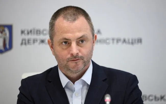 Київрада просить Зеленського звільнити голову Деснянської РДА