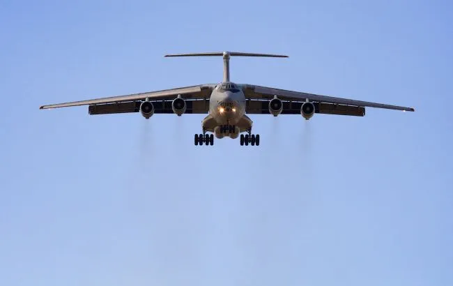 Російський Іл-76 прибув до Венесуели після запиту Мадуро про військову допомогу Російський Іл-76 прибув до Венесуели після запиту Мадуро про військову допомогу