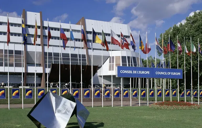 W Hadze podpisano konwencję o powołaniu międzynarodowej komisji ds. rekompensat dla Ukrainy