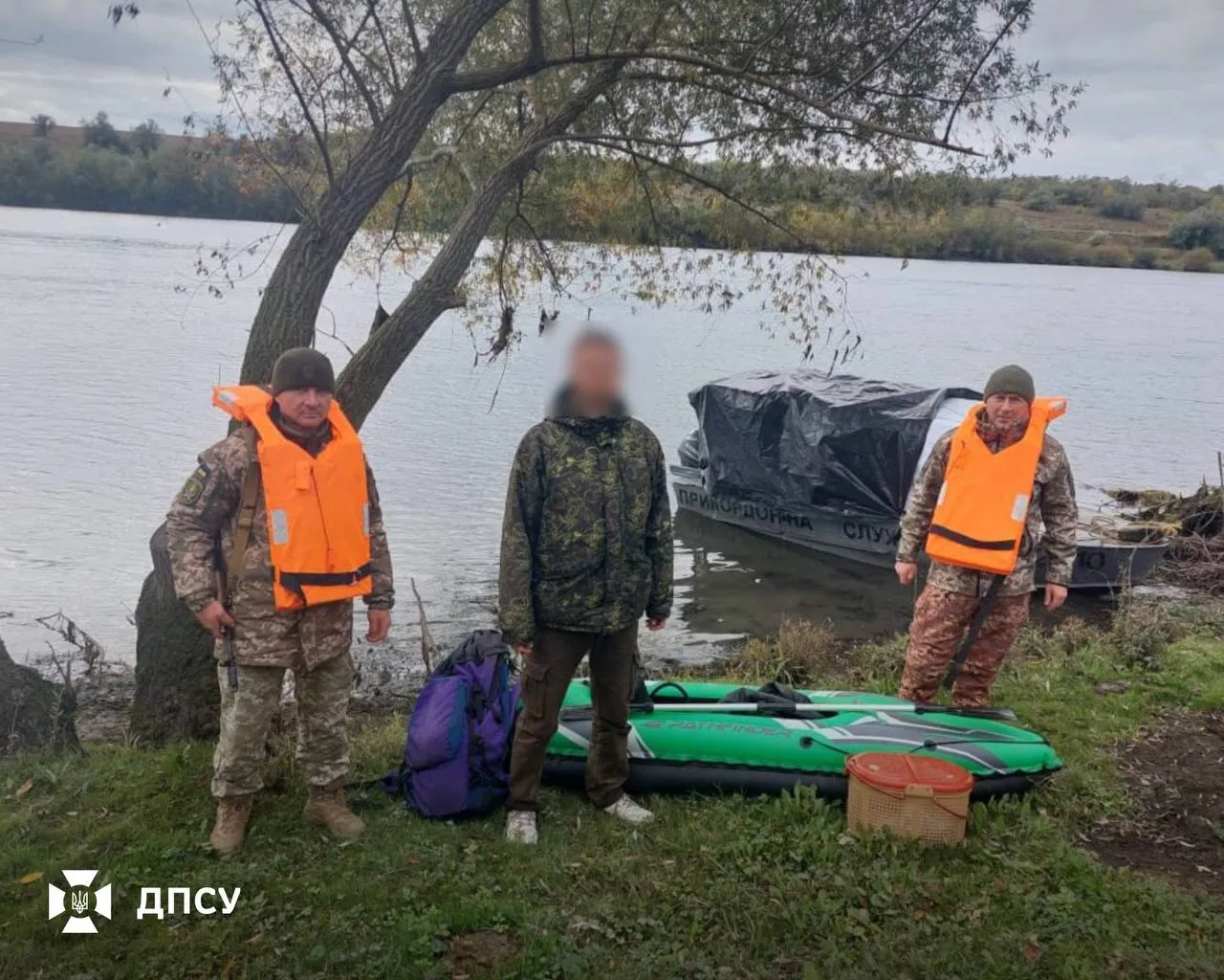 Чоловіка затримали за спробу перетнути кордон на каяку