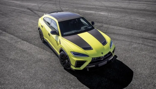 Lamborghini показала найшвидший у світі суперпозашляховик