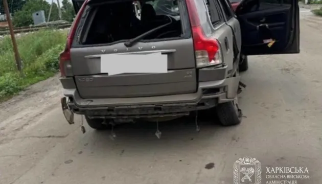 Россияне обстреляли автомобиль в Харьковской области: пострадали четверо человек