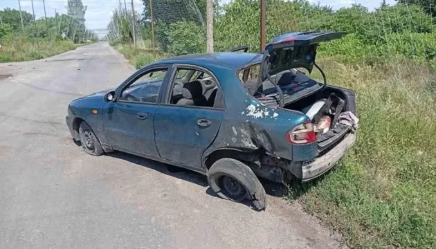 У Слов'янську FPV-дрон влучив в авто комісії єВідновлення