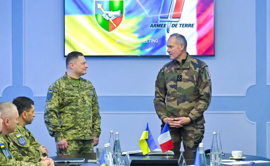Україна та Франція обговорили співпрацю у Сухопутних військах