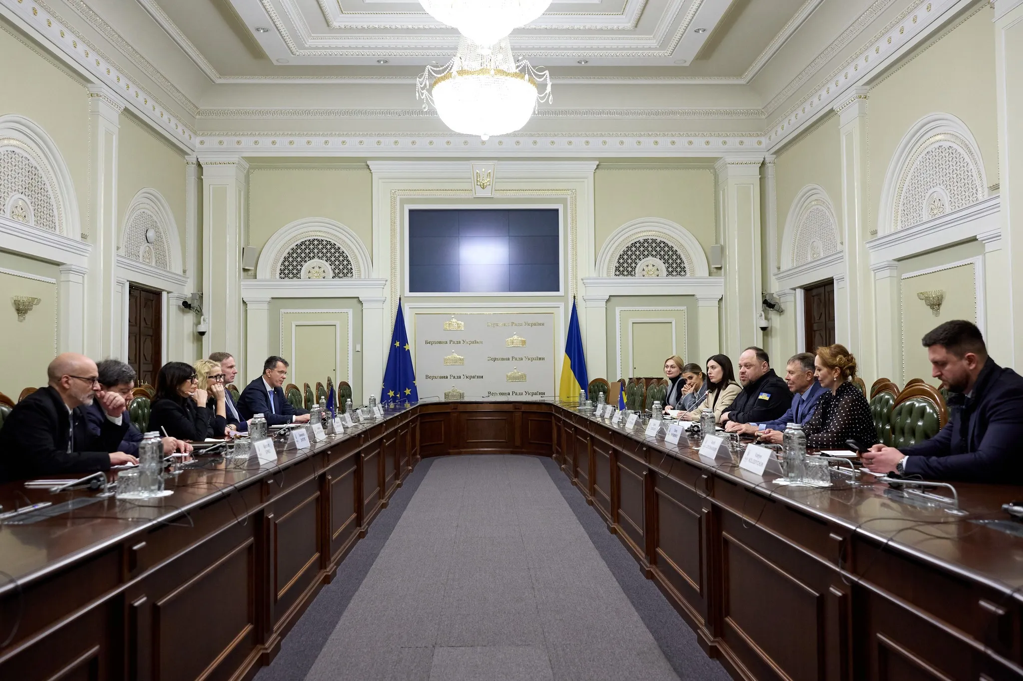 До України прибула делегація ПАРЄ