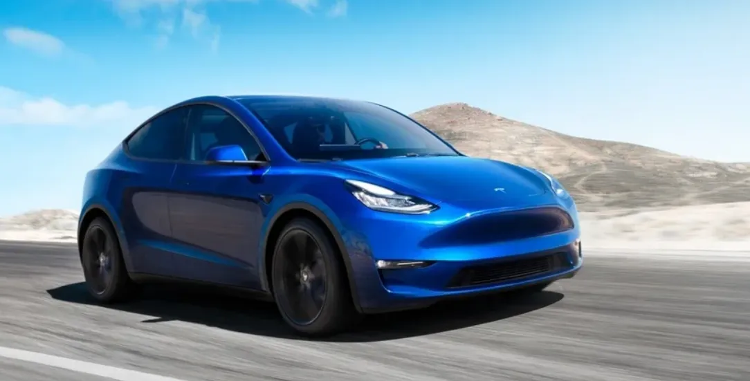 Через несправні двері у автомобілях Tesla за останнє десятиліття загинули 15 людей